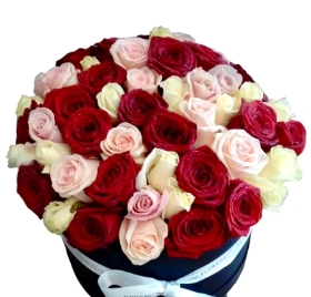 Rose Deluxe Hat Box.